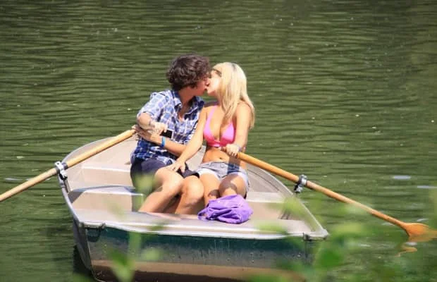 反正爱情终究是一个人的战争