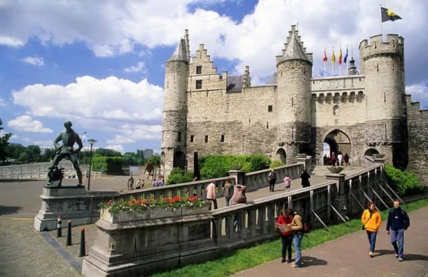 扔手之城-安特卫普